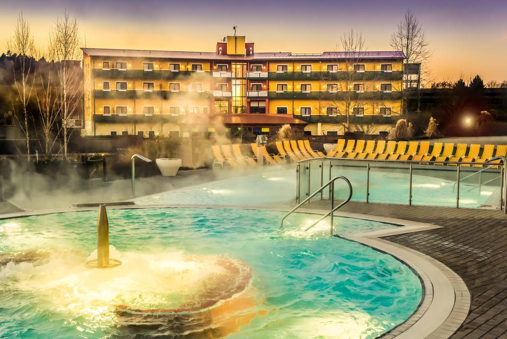 Thermenhotel Puchasplus שטגרסבאך מראה חיצוני תמונה